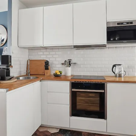 Louvre & Place Vendome - Cityapartmentstay Paris
